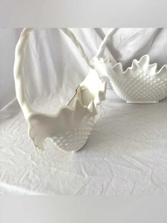 Vintage Burwood hobnail white wall basket pockets glam 60s cottage home decor - Picture 3 of 4